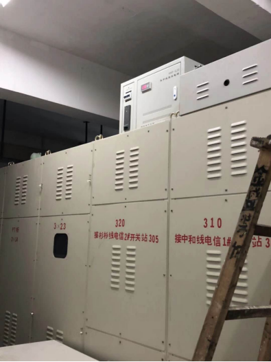 放在高压柜上的YHP-G20 放在高压柜上的YHP-G20